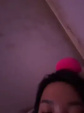 Lunababy668 live cam preview