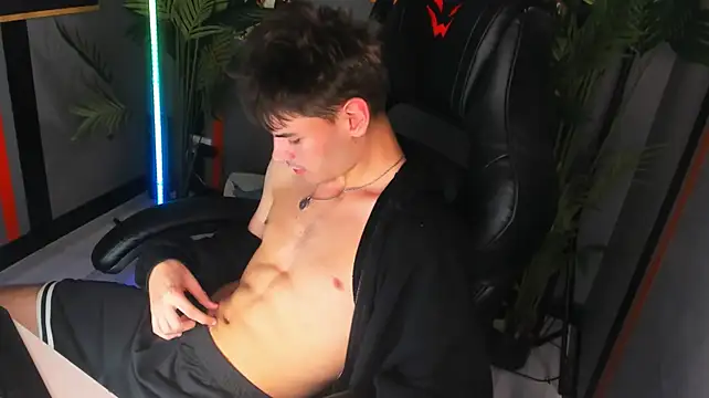 Kamal_Kramer live cam on StripChat