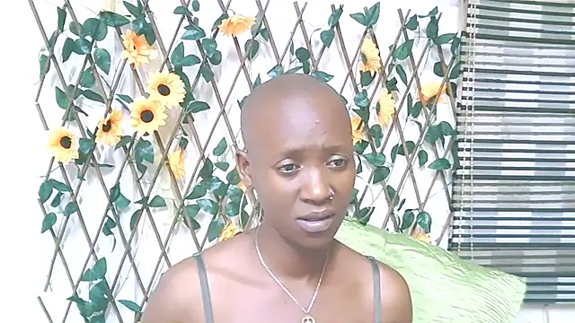 EbonyOlive69