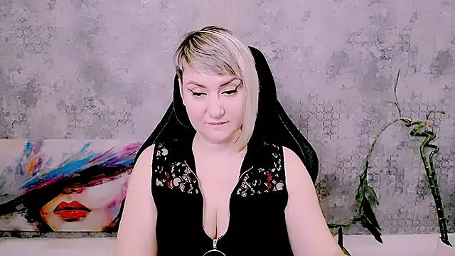 Djullia live cam on StripChat