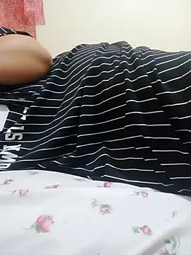 Farah-_nono