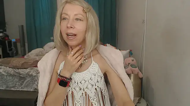 LuxuryNika
