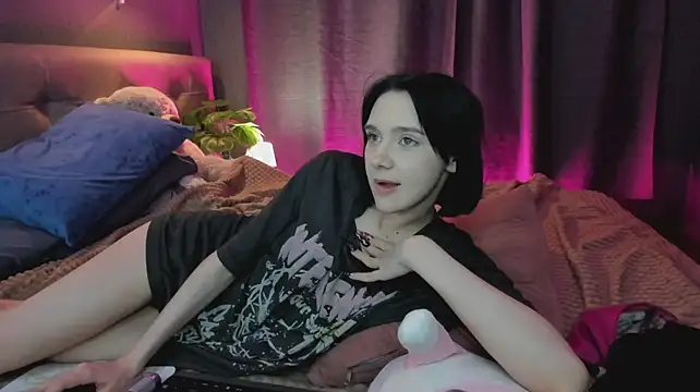 Lesi_Moonie01