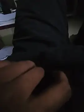 wyldman_69 (M twink) - Cum show