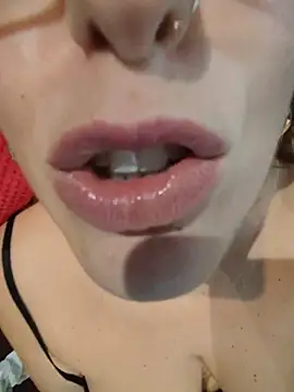 Maya_Brooke live cam