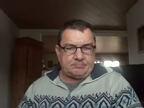 nobbie444 (M mature) - naked