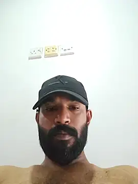 MalluBeard live cam on StripChat