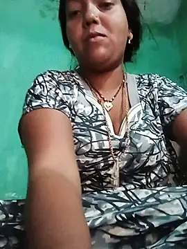 chay_hot live cam on StripChat