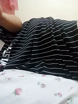 Farah-_nono