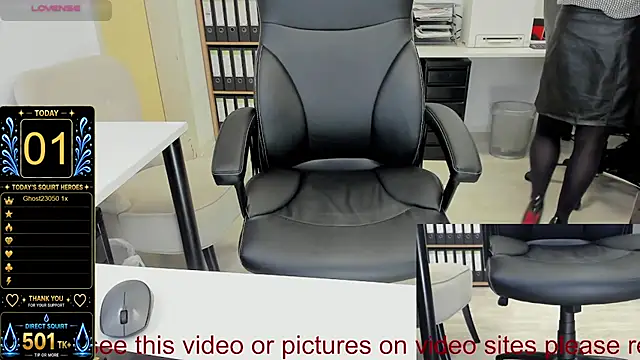 squirt_milf_viktoria