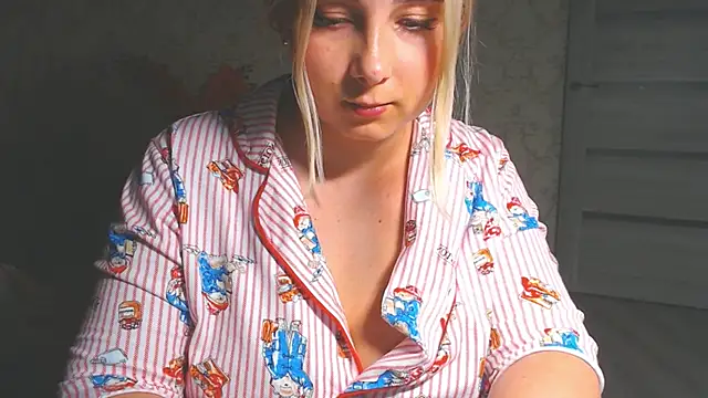 DolphinDreams