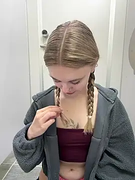 -MiaKitty
