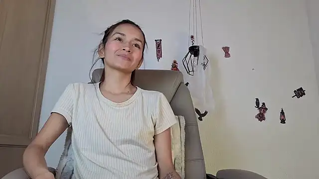 Aura_moons