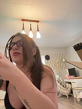 PureEllieX live cam on StripChat