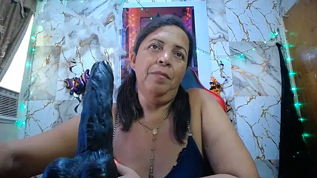 alina_maturehot