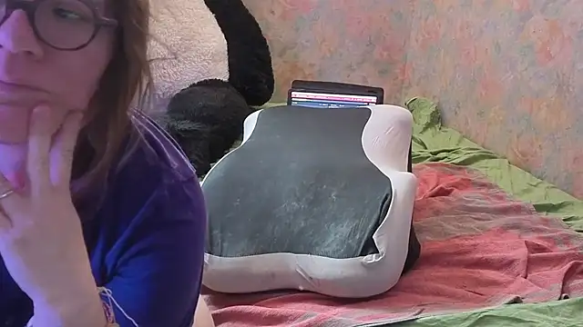 Dominaswitchlilirose