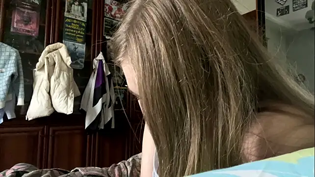 MileyRRoys live cam on StripChat