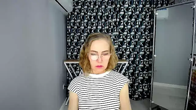queen_a_n_i
