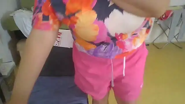 Meliss_Official9 live cam on StripChat