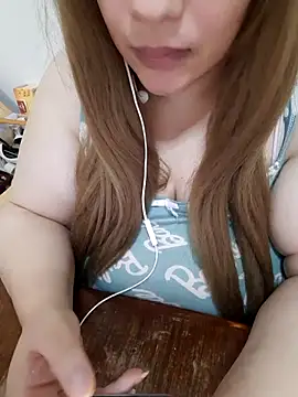 Madam_bezzzoul webcam