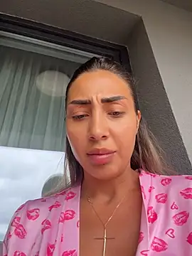 BonyBon29 live cam on StripChat