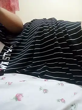 Farah-_nono