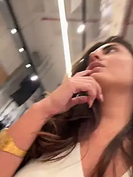 Velvet_Lifa