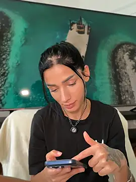 Vicky_luxe