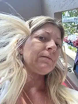 NikkiBlisss