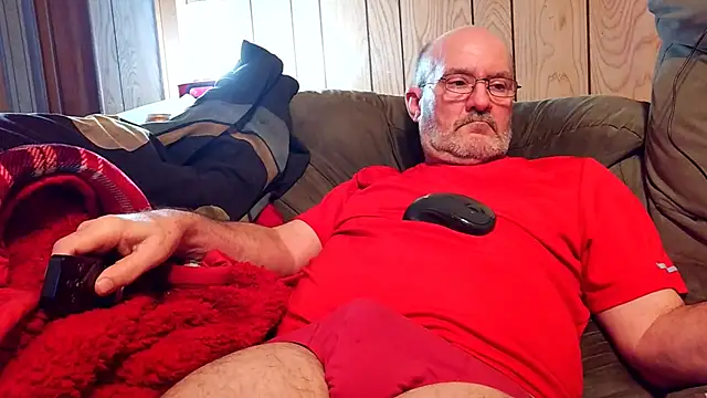 snickers1 live cam on StripChat