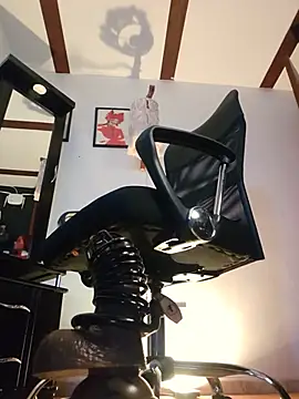 MistressSlut1 webcam