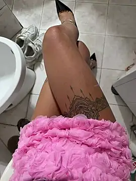 Thegirlofthemirror