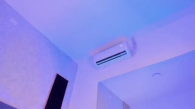 Roxxyfiore live cam on StripChat