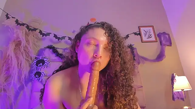 victoria_becker_