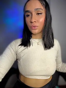 Isabella-Teen