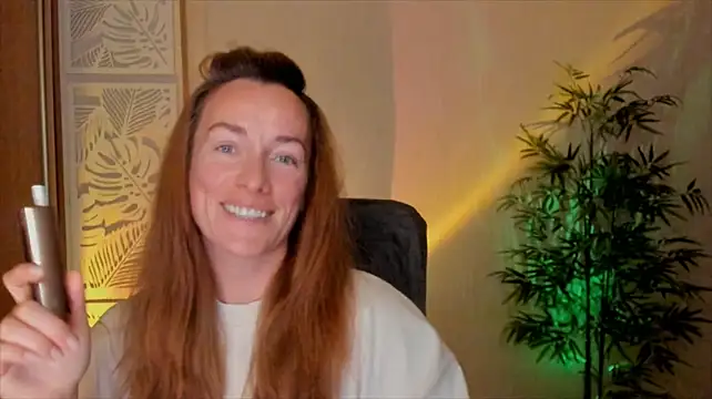 RebeccaMartinez live cam on StripChat