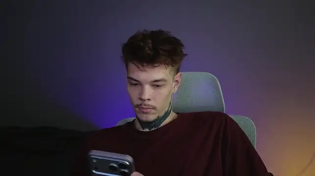 DENIS_HERE on Stripchat