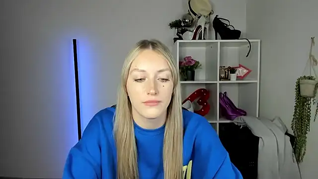 EvelynBlond