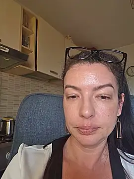 OpheliaZainne webcam