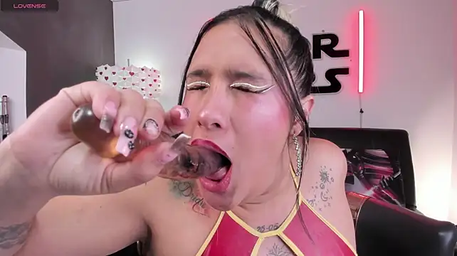 miss_danika (F young) - cover mi face in full spit