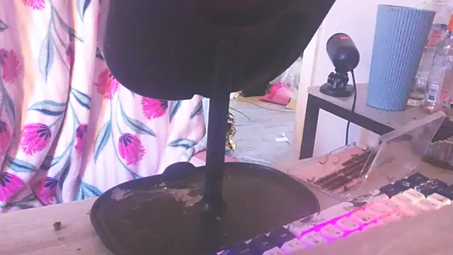 nastydianastrips