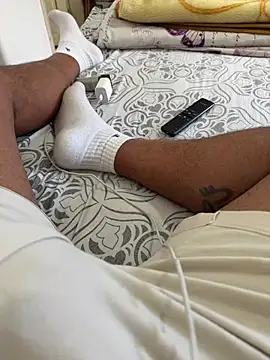Gil_ofc live cam on StripChat
