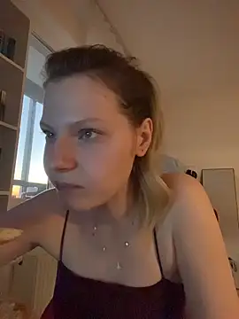 MaryHiggins live cam on StripChat