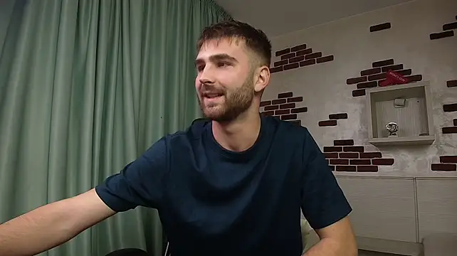 KyloEast live sex cam