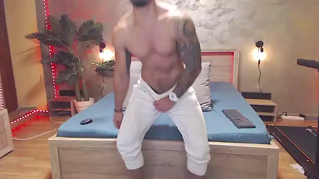 Tiberius_hunk live sex cam