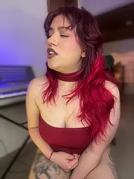 NikkiNix