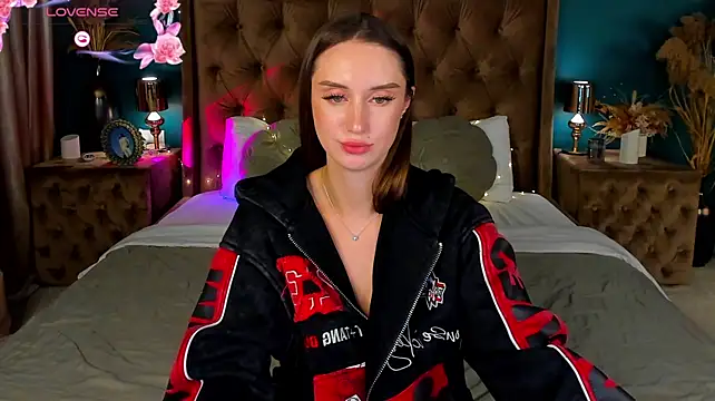 ToriSonn live cam on StripChat