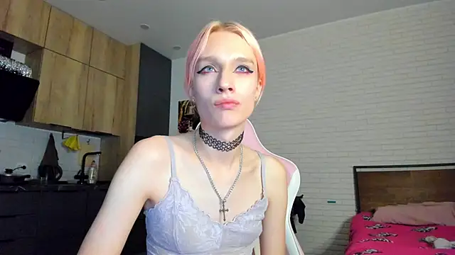 _Alice_Kitty live cam