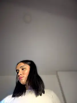 Isabella-Teen