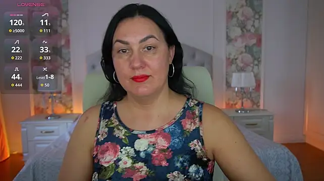 VelvetLuck live cam on StripChat